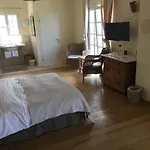 La Begude - Boutique Luxury Couette-café Saint-Tropez