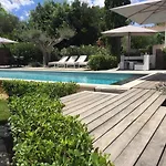 Couette-café La Begude - Boutique Luxury Saint-Tropez
