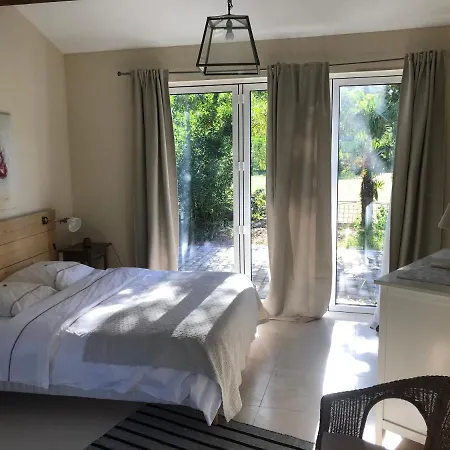 Oda ve Kahvaltı La Begude - Boutique Luxury Saint-Tropez