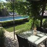 Nocleg ze śniadaniem La Begude - Boutique Luxury 4*