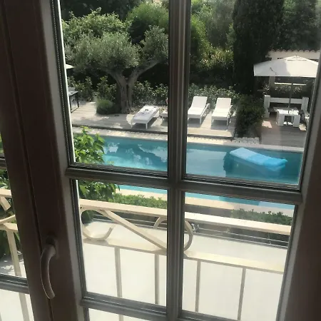 Bed & Breakfast La Begude - Boutique 4*