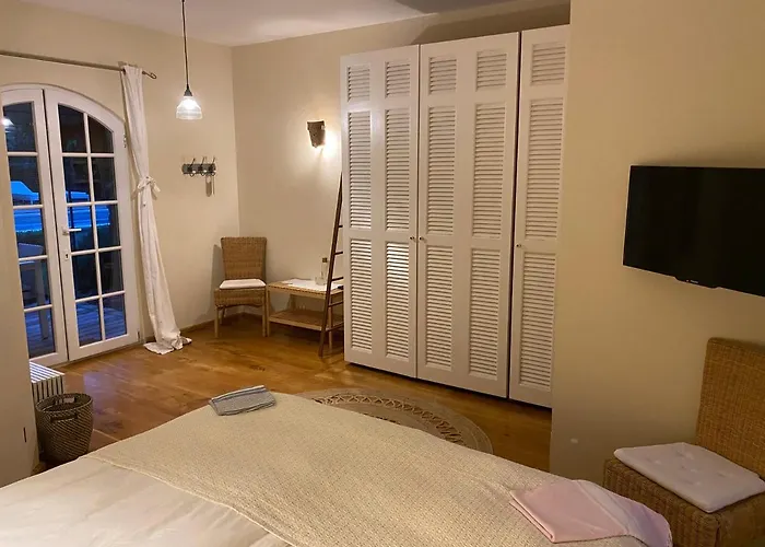 Couette-café La Begude - Boutique Luxury Saint-Tropez