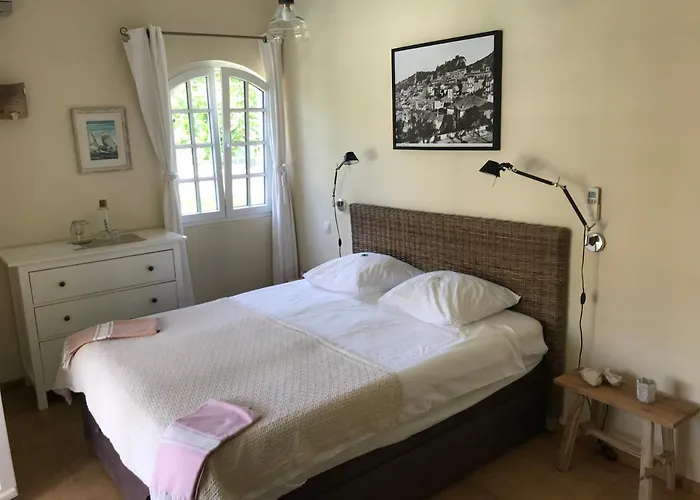 La Begude - Boutique Luxury Bed & Breakfast 4*